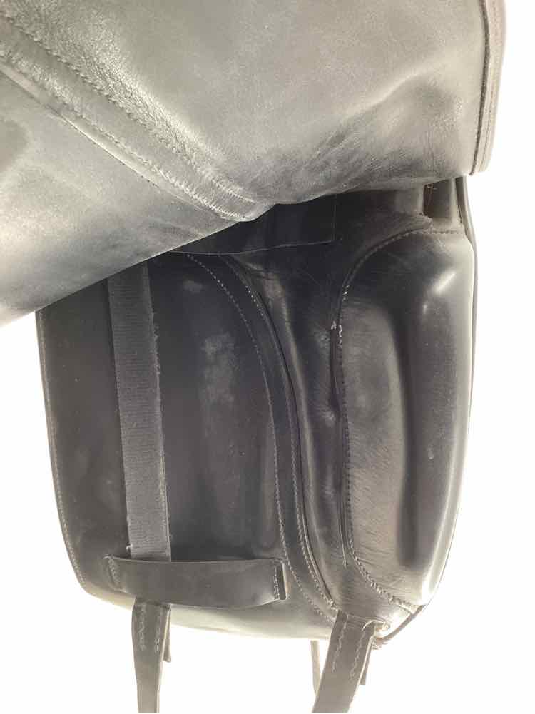 17" Albion SLK used dressage saddle