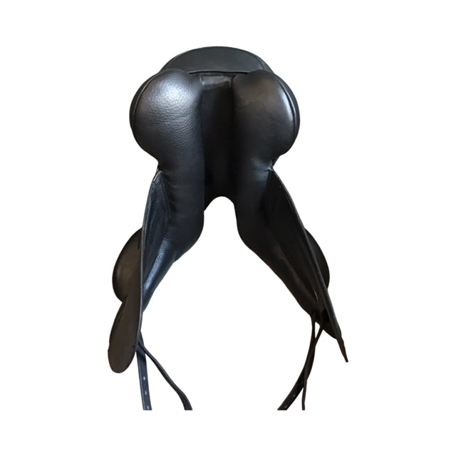 17.5" Custom Saddlery Steffan's Advantage MW Used Monoflap Dressage Saddle - C