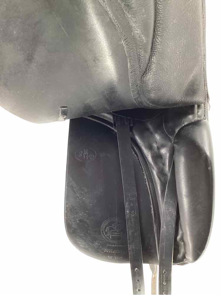 18" Collegiate used dressage saddle B