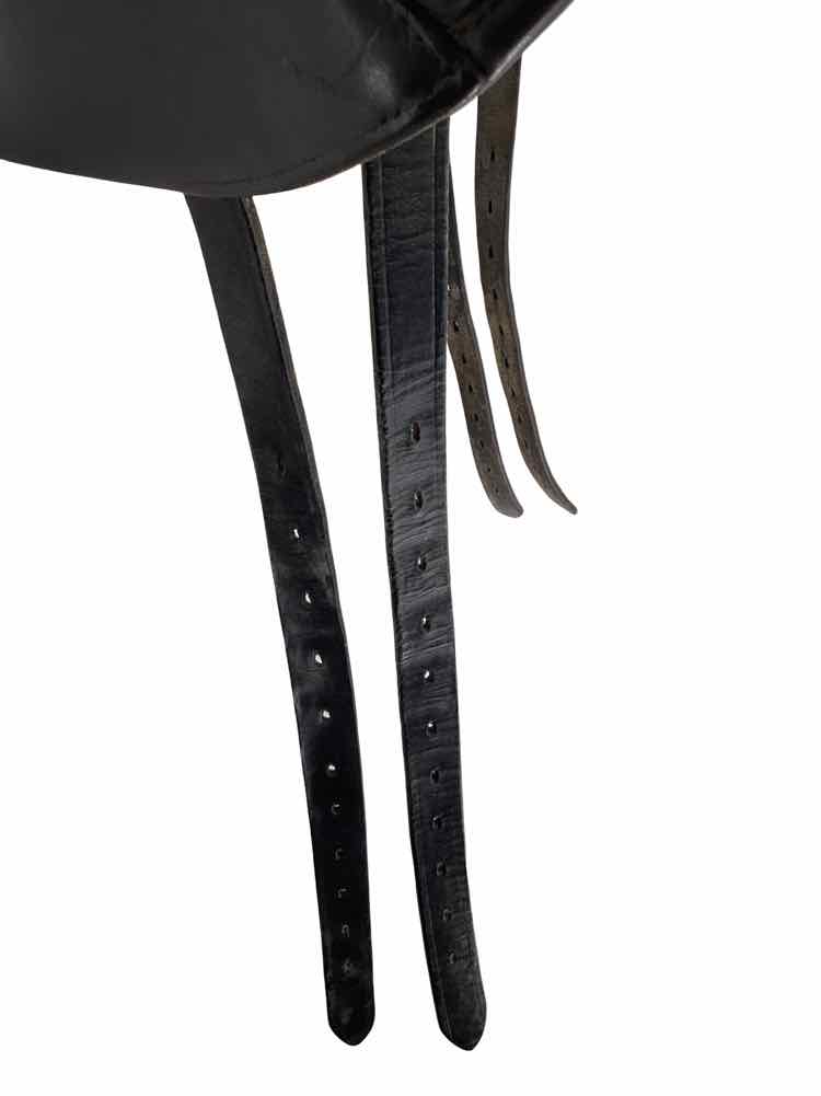 18" Henning used dressage saddle with cover B