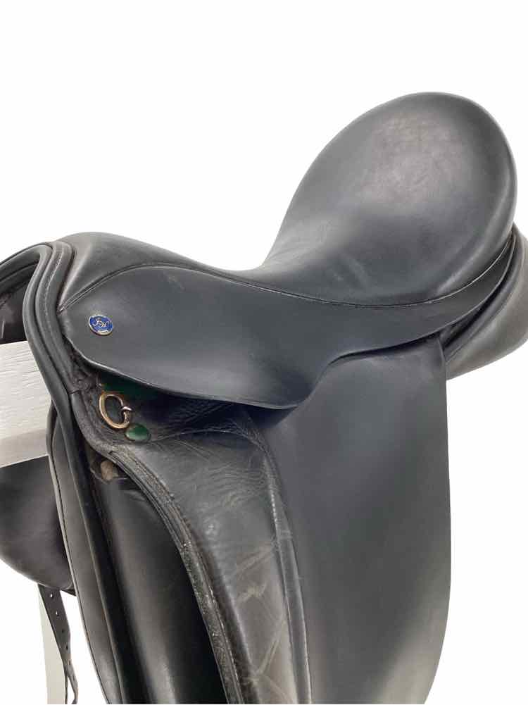 17.5" Hulsebos used dressage saddle B