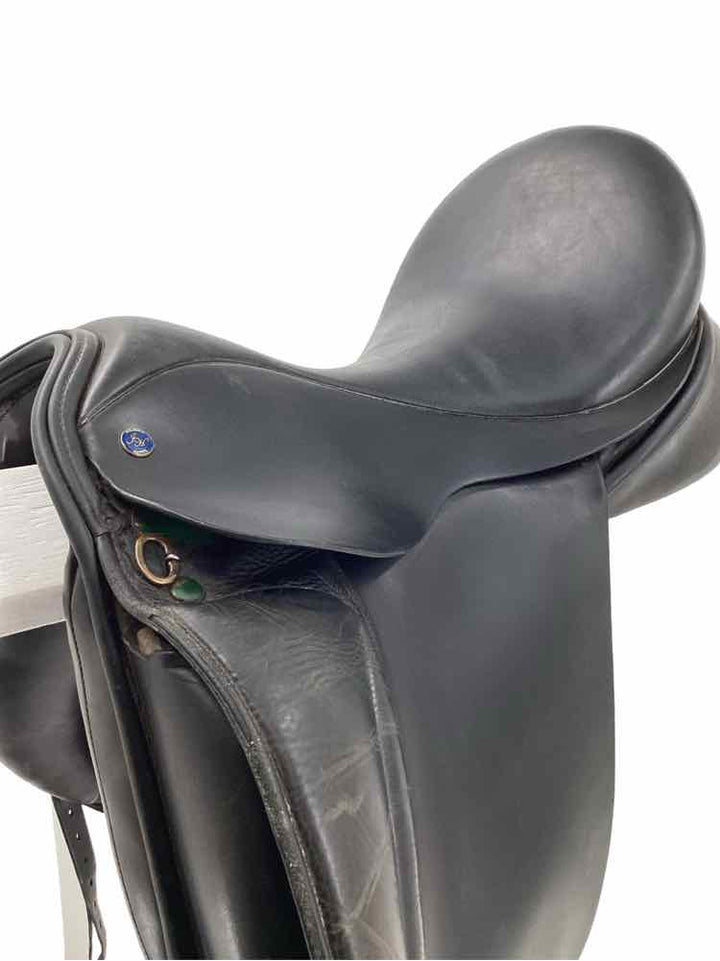 17.5" Hulsebos used dressage saddle B