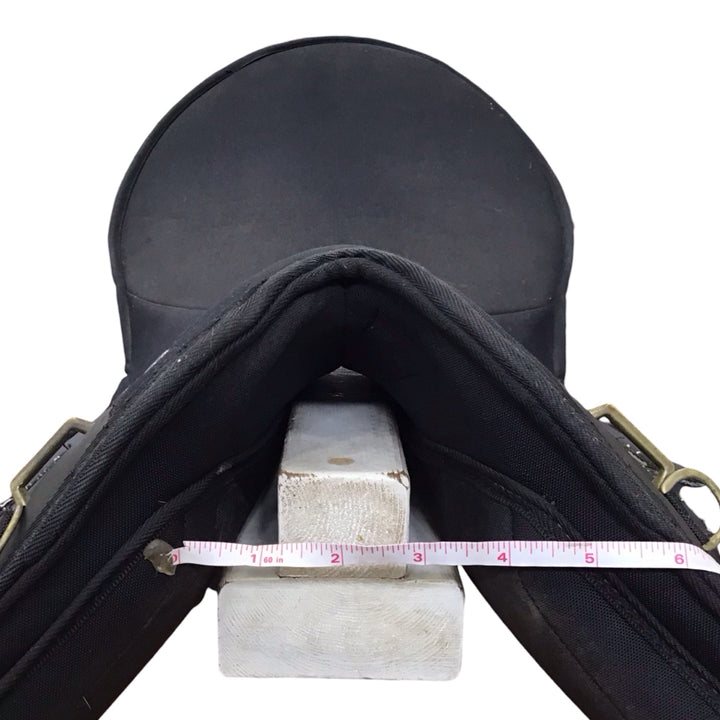 17" Wintec Trail Blazer Med/Narrow Used All Purpose Saddle - H