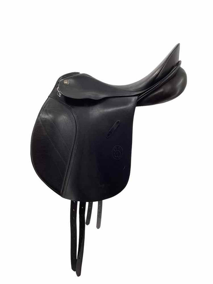 18" FerdiWeischnberg used dressage saddle B