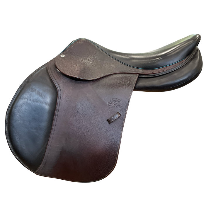 17.5" Devoucoux Biarritz S Wide Used Hunter/Jumper Saddle