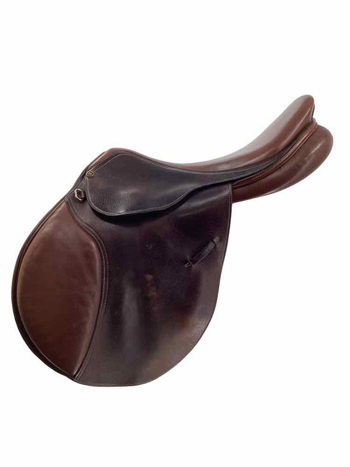 18" Ovation used close contact saddle B