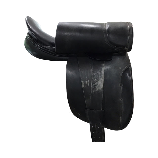 17.5" Ashley & Clarke Carlisle Medium Used Dressage Saddle - H