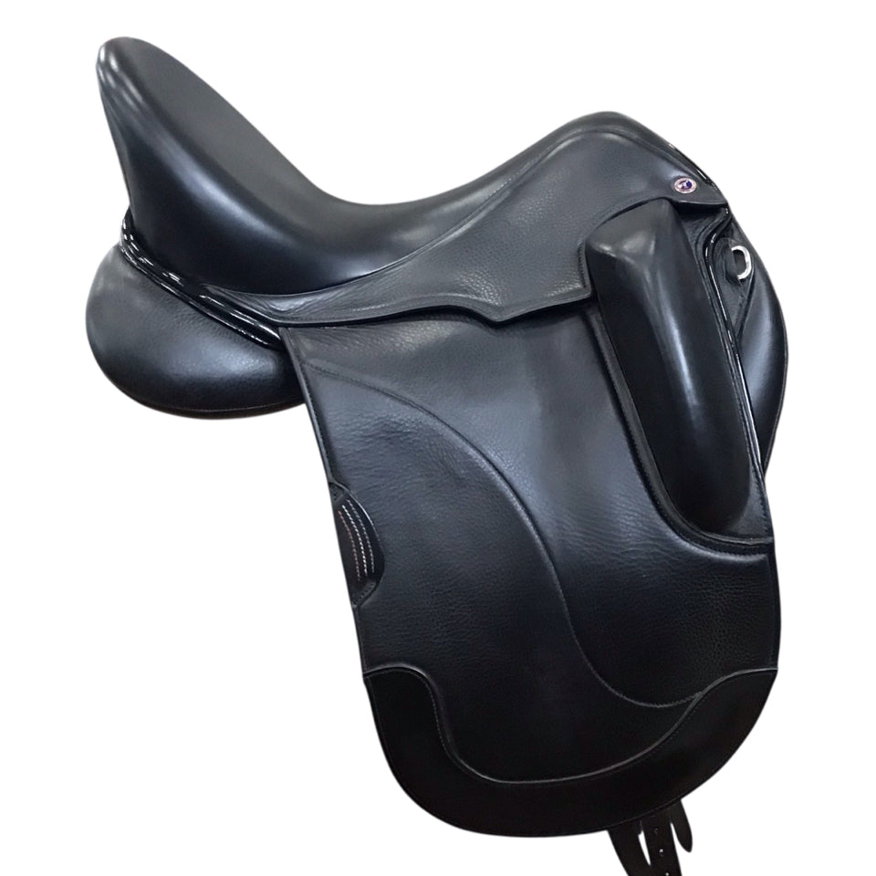 17.5" Tota Comfort System Freedom PRO 2 Medium Used Dressage Saddle - H