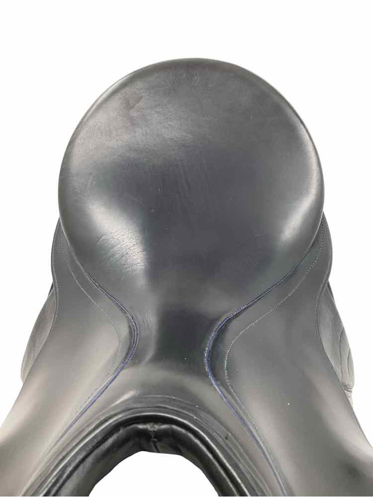 17" Kieffer used dressage saddle B