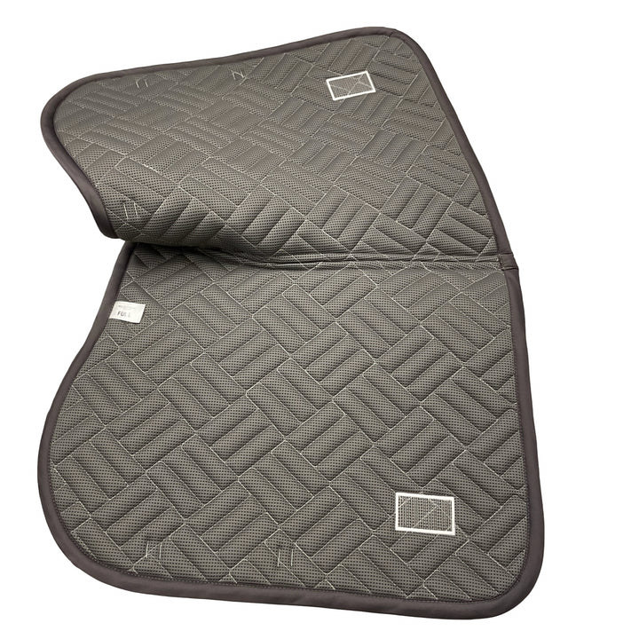 Equestrian Stockholm Jump Saddle Pad White/Dk Violet New