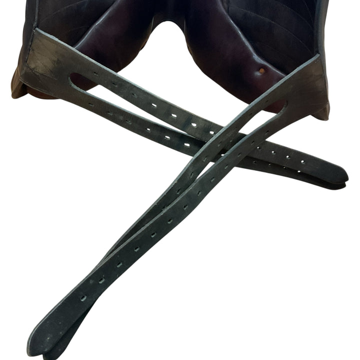 17" Butet Med/Narrow Used Dressage Saddle - H