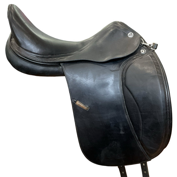 17" Prestige X-Helen 33cm Medium Used Dressage Saddle