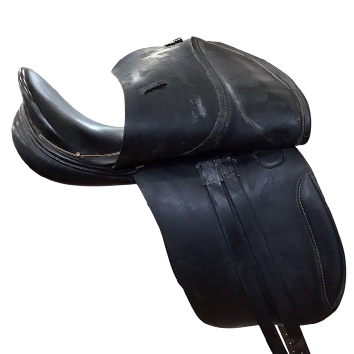 17" Crosby Prix St. George Wide Used Dressage Saddle - H