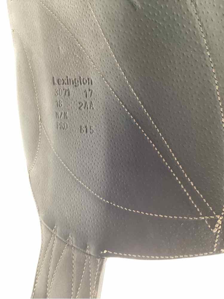 18" Voltaire Mono flap used jumping saddle