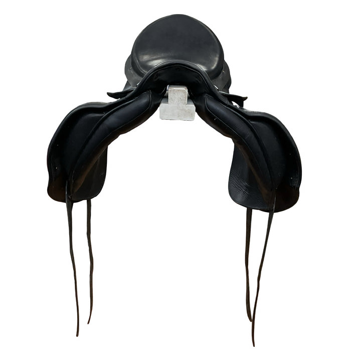 17.5" Albion Platinum Genesis Adjustable Used Dressage Saddle