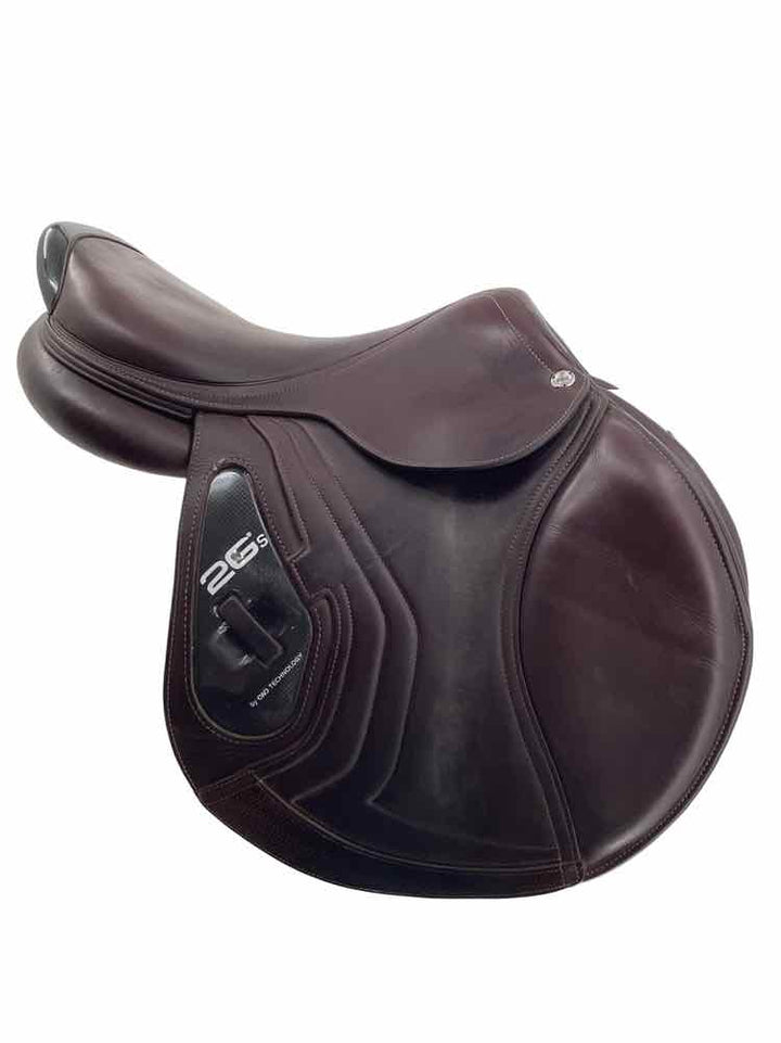 17" CWD used close contact saddle