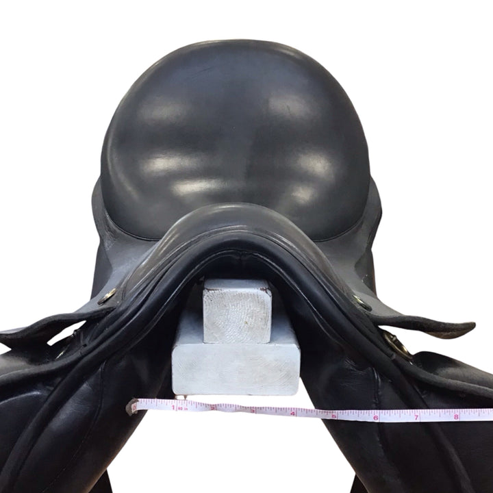 17.5" Hulsebos AM4 Medium Used Dressage Saddle - H