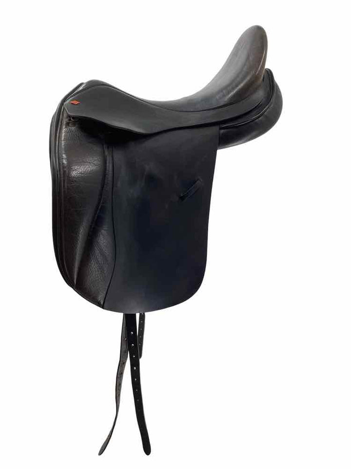 17.5" Lazer used dressage saddle