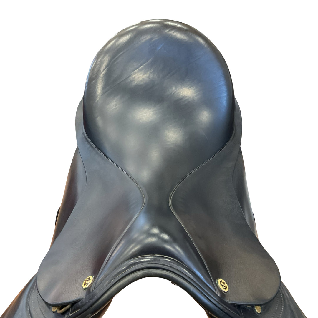 17.5" Cliff Barnsby The USDF Wide Used Dressage Saddle