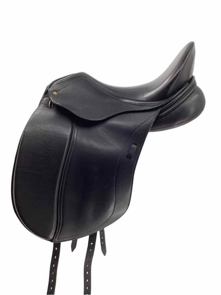 18" Jes Ride International Tango used dressage saddle fantastic shape B