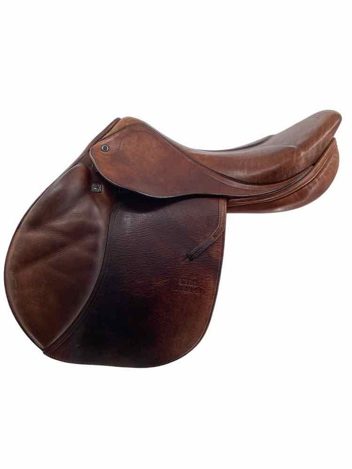 17.5" Stubben Zaria used close contact saddle B