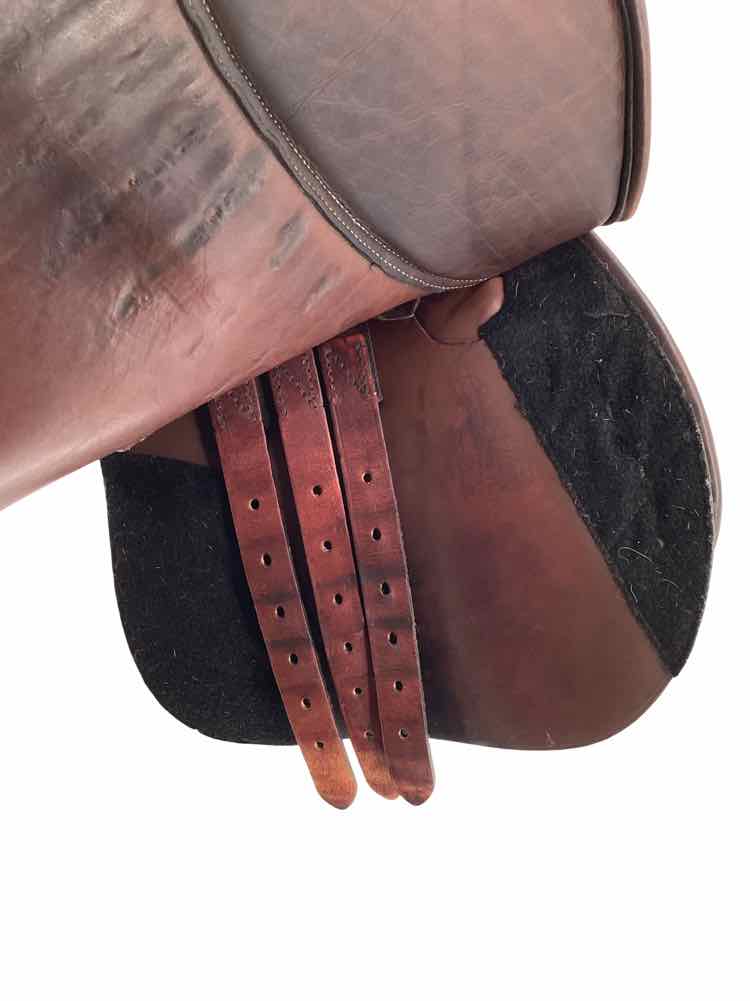 17" M. Toulouse used close contact saddle B