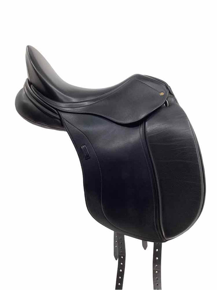 18" Jes Ride International Tango used dressage saddle fantastic shape B
