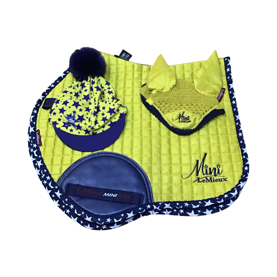 Lemieux Mini Jump Pad w/Fly Bonnet,Helmet Cover Used