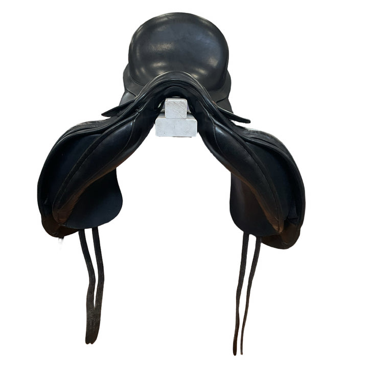 17.5" Hastilow Concept Adjustable Used Dressage Saddle