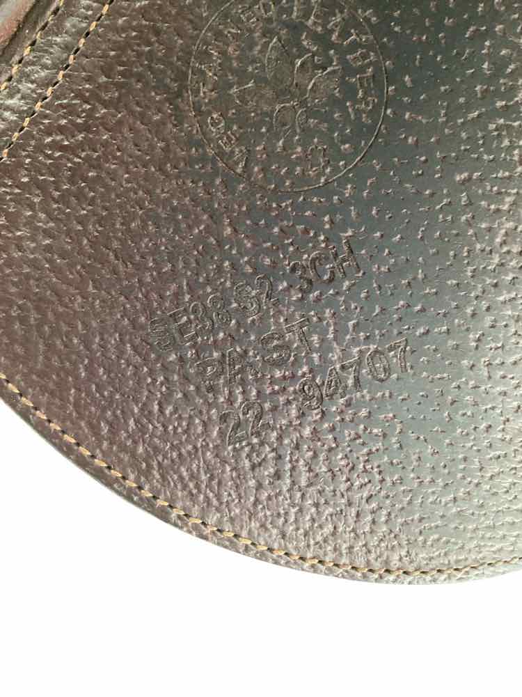 18" CWD Hunter Mademoiselle used close contact saddle
