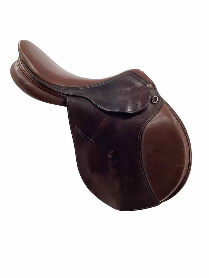 18" Ovation used close contact saddle B