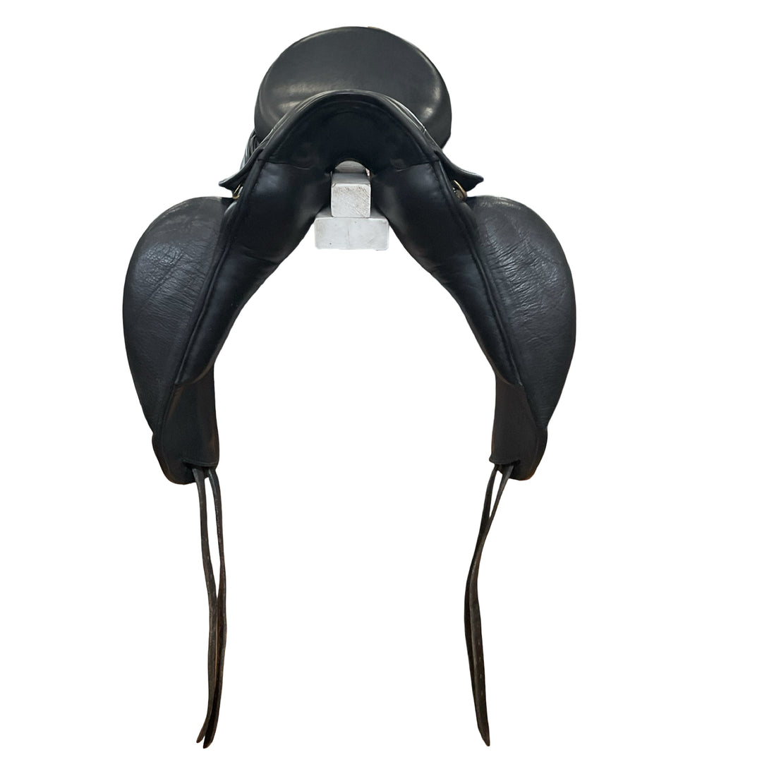 17.5" Fichtbauer Custom Medium Used Dressage Saddle