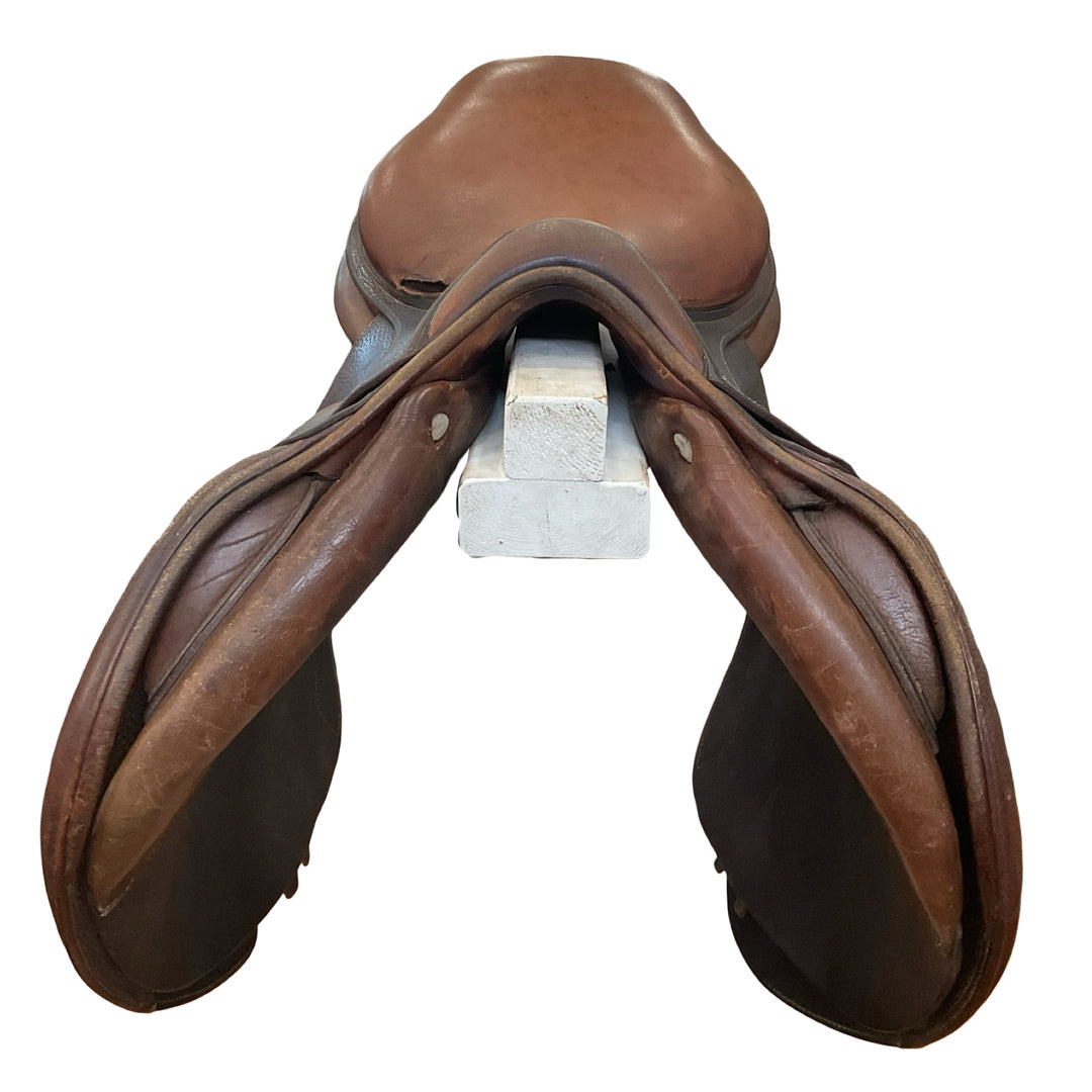 17" CWD SE01 Medium Used Hunter/Jumper Saddle
