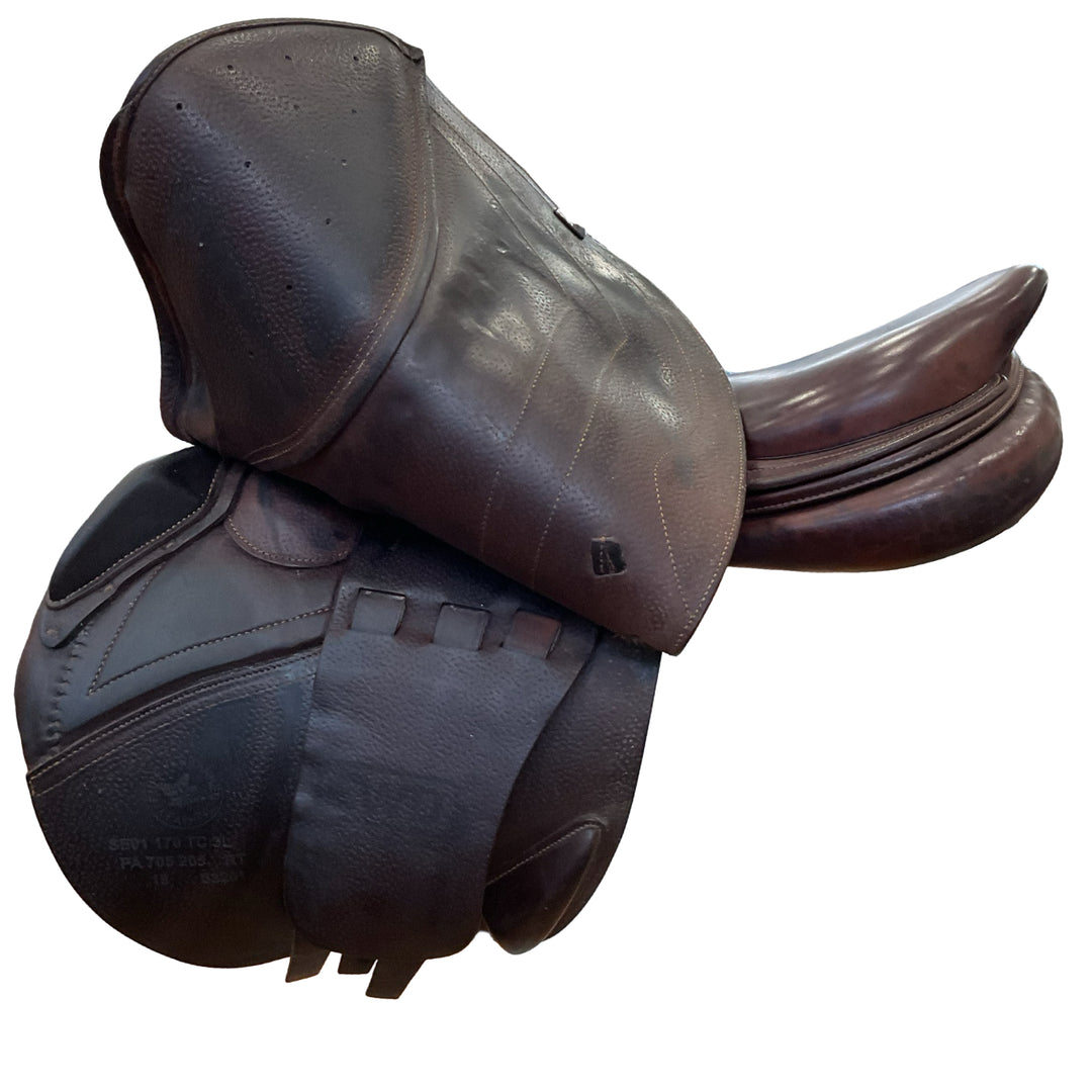17" CWD SE01 Medium Used Hunter/Jumper Saddle - H