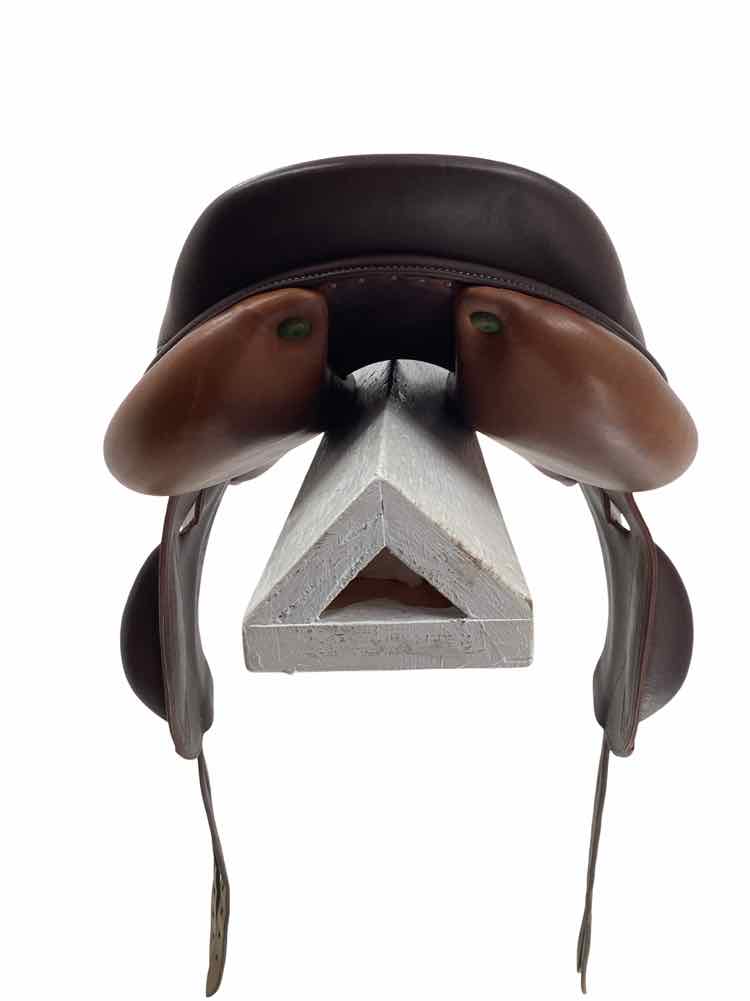 16.5" Devoucoux used mono flap saddle