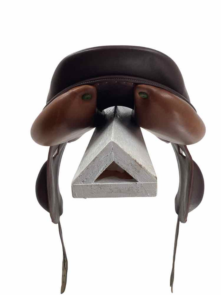 16.5" Devoucoux used mono flap saddle