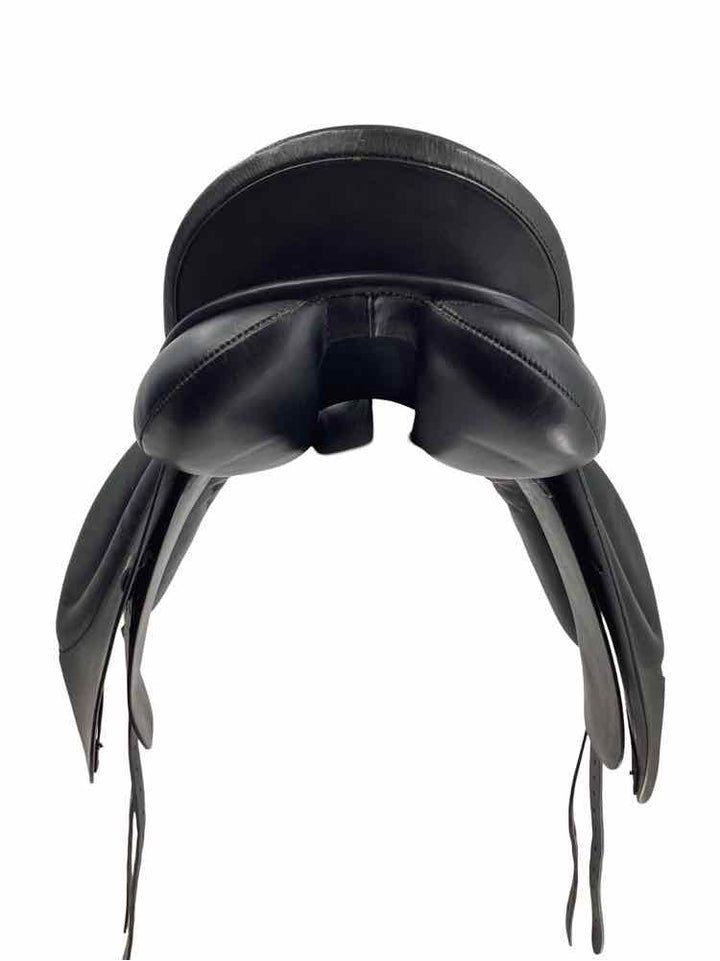 18" Jorges Canaves used dressage saddle B