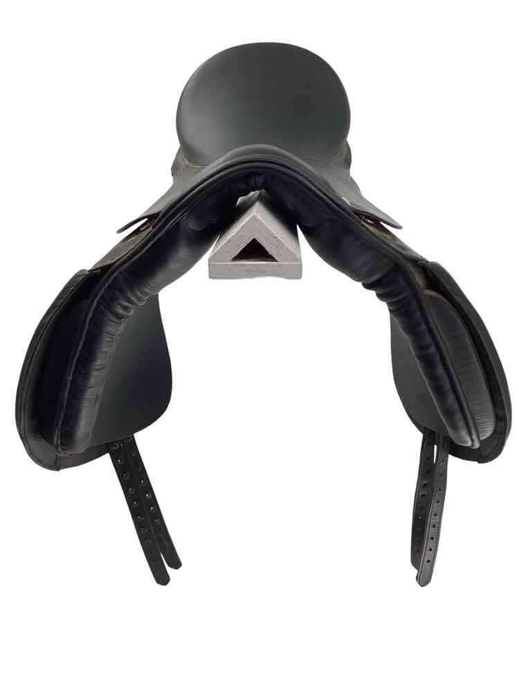 19" Ascot used all purpose saddle