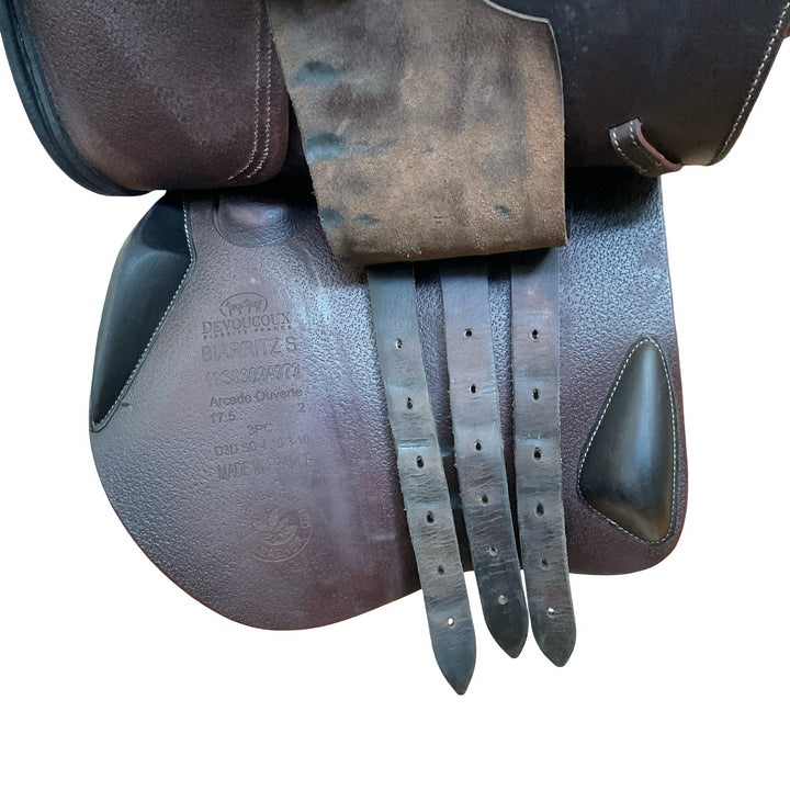 17.5" Devoucoux Biarritz S Wide Used Hunter/Jumper Saddle