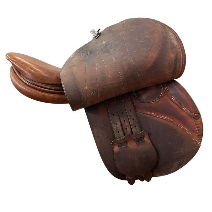 17" Butet Premium Medium Used Hunter/Jumper Saddle - H