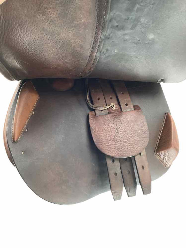 17" Antares close contact saddle