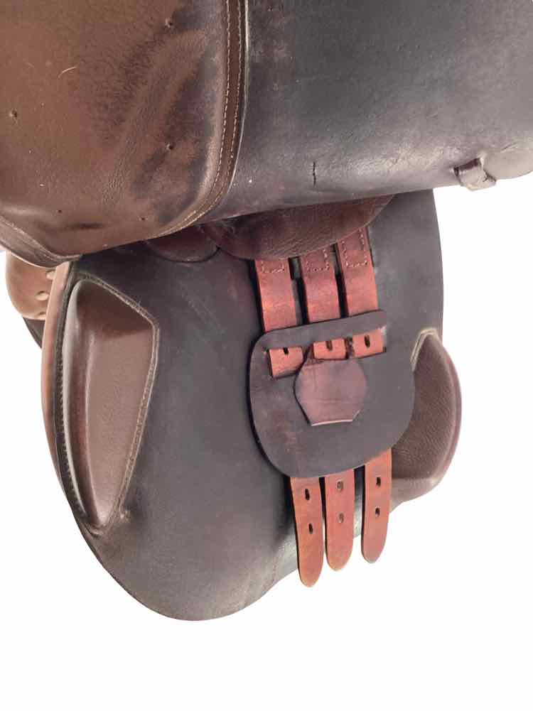 17" Dover Circuit used close contact saddle