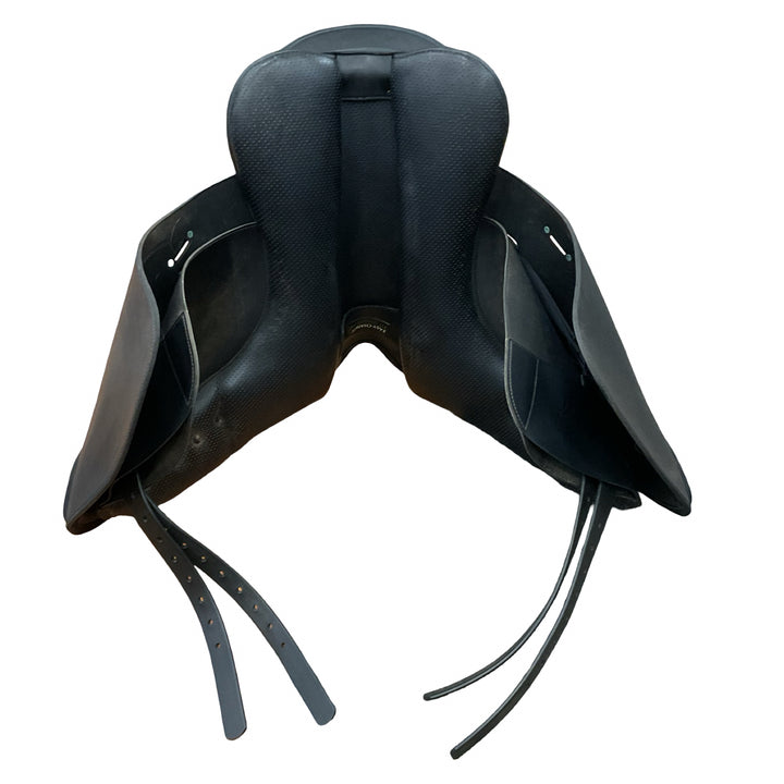 16.5" Wintec 500 Wide Adjustable Used Dressage Saddle