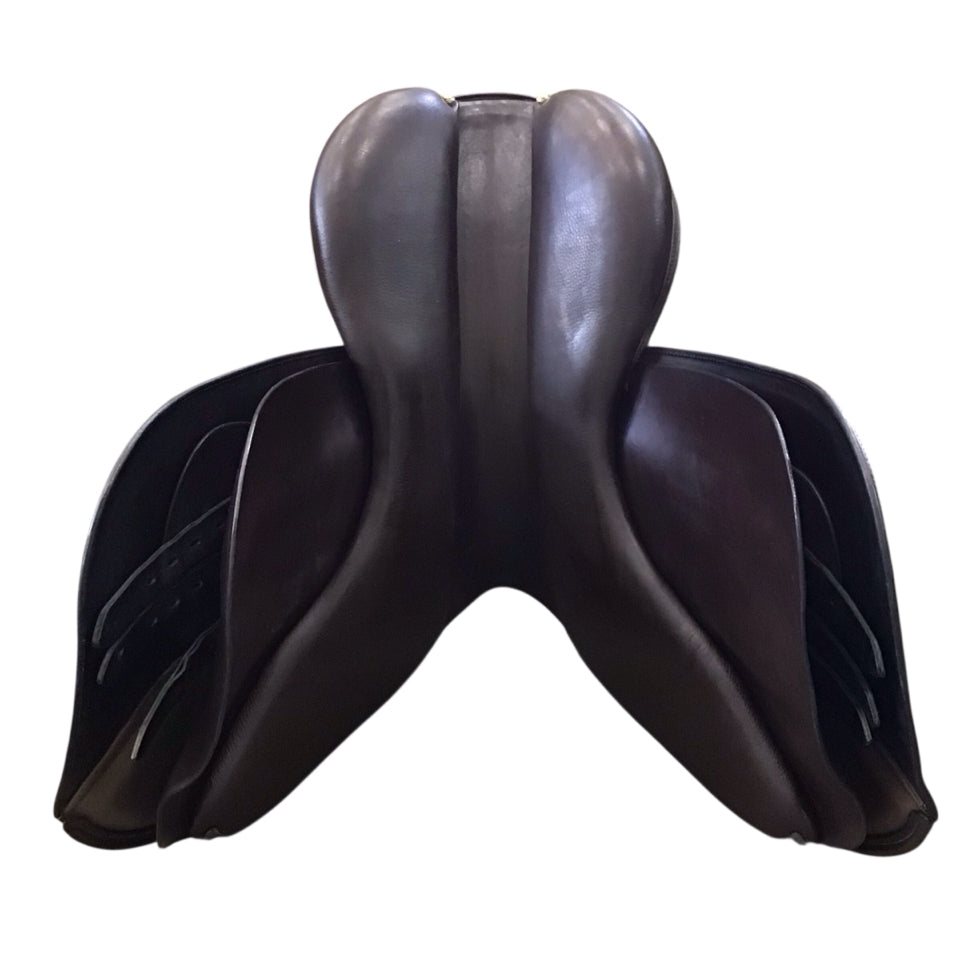 17" Stubben Zaria De Luxe 30cm Medium Used Hunter/Jumper Saddle - H