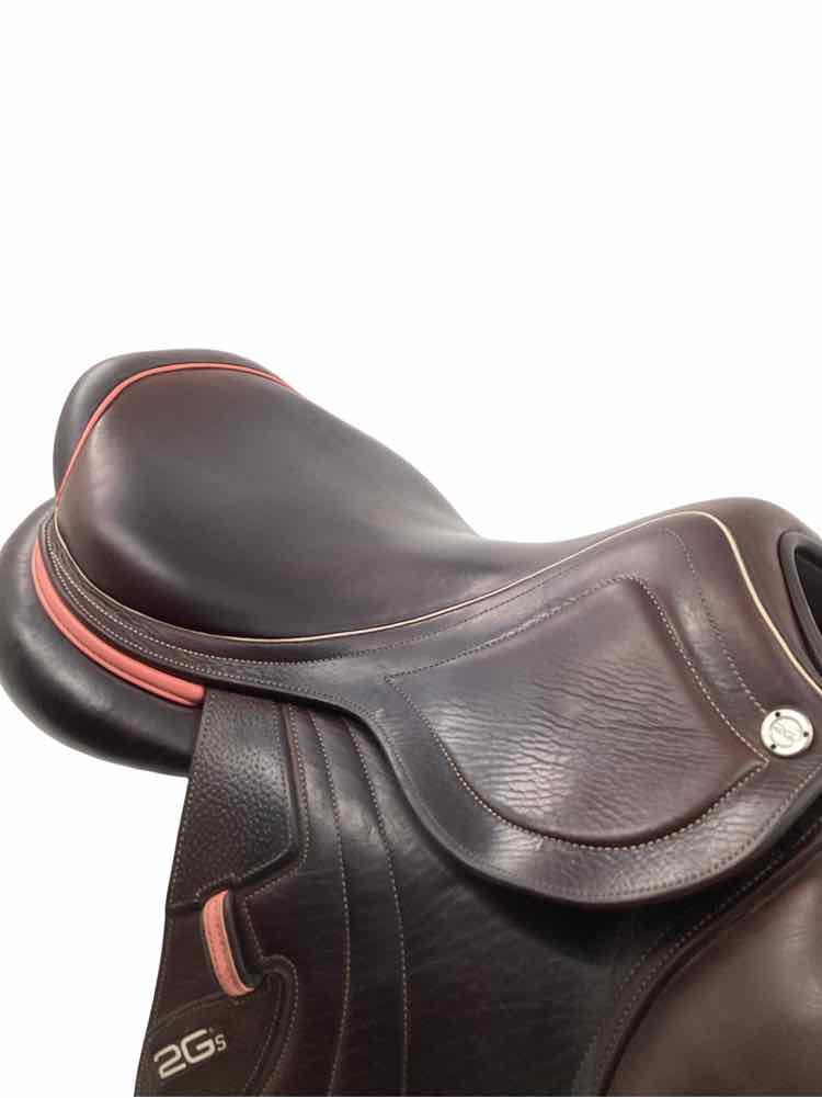 17" CWD Mademoiselle 2GS used close contact saddle
