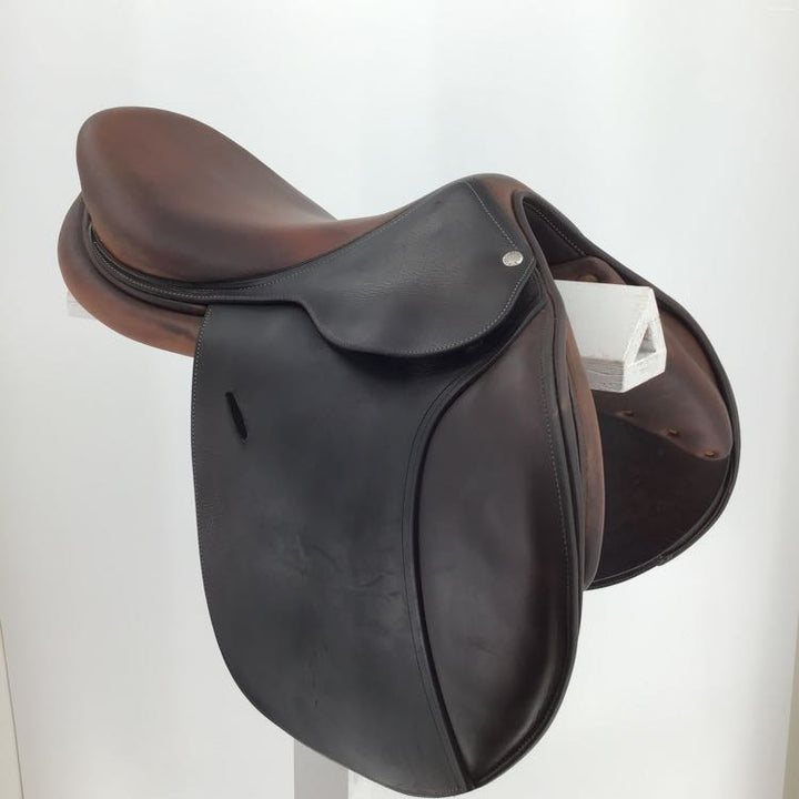 17' Butet used close contact saddle B