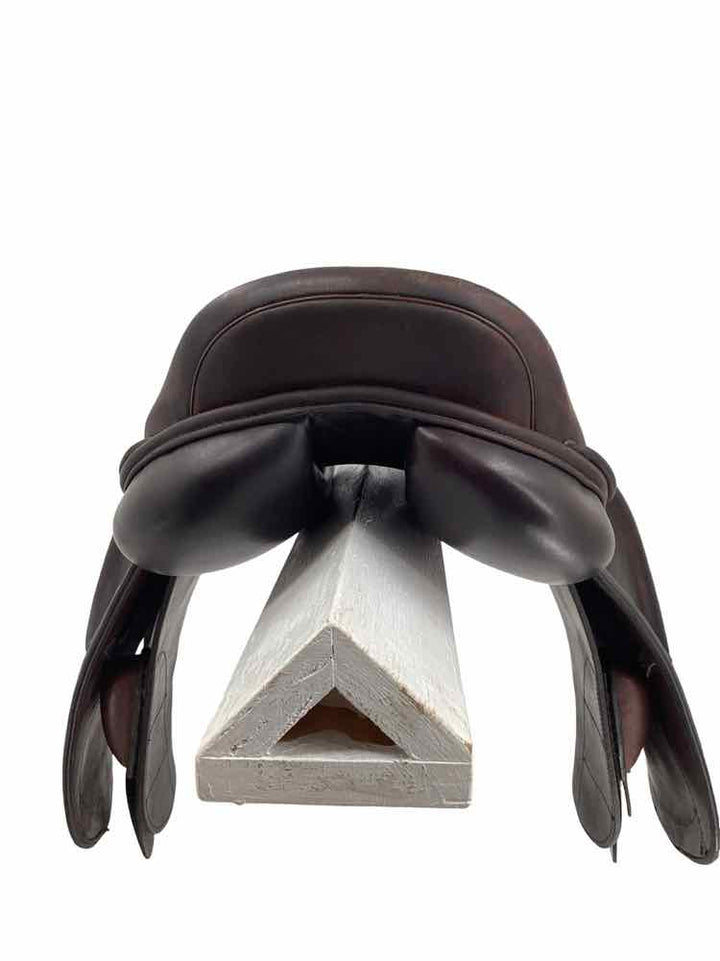 16" M Toulouse used close contact saddle B has black cover