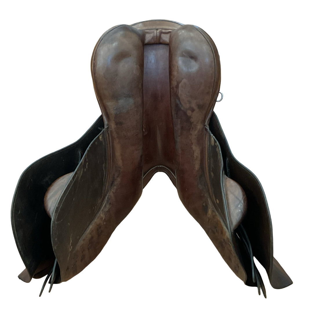 17" County Conquest Medium Used Hunter/Jumper Saddle