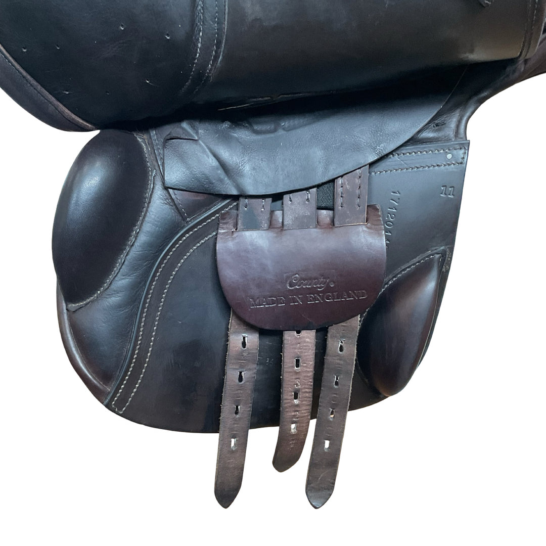 17.5" County Custom Solution Medium Used Hunter/Jumper Saddle