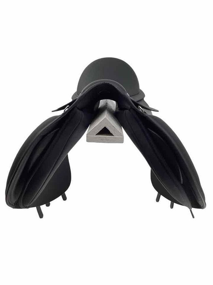 18" Wintec 500 used all purpose saddle